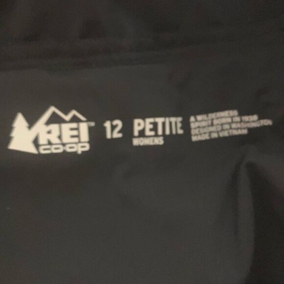 REI Womens Black Nylon Hiking/Outdoor Jogger Pants sz 12P - Picture 3 of 4